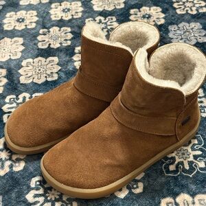 Be Lenka Polaris leather sheepskin barefoot boots